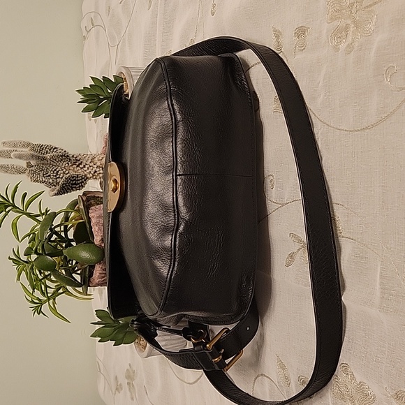 EUC vintage leather Fossil crossbody bag - Picture 13 of 16